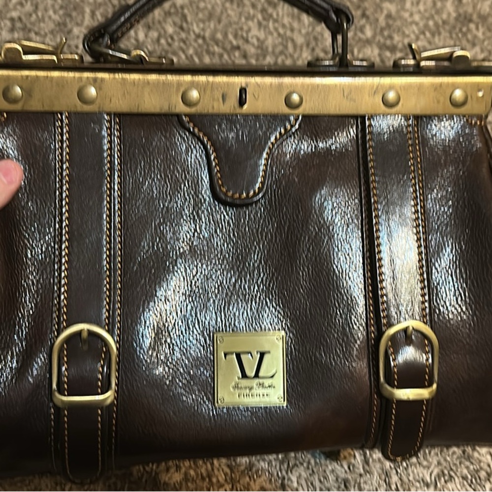 Tuscany Leather Doctor Gladstone Purse